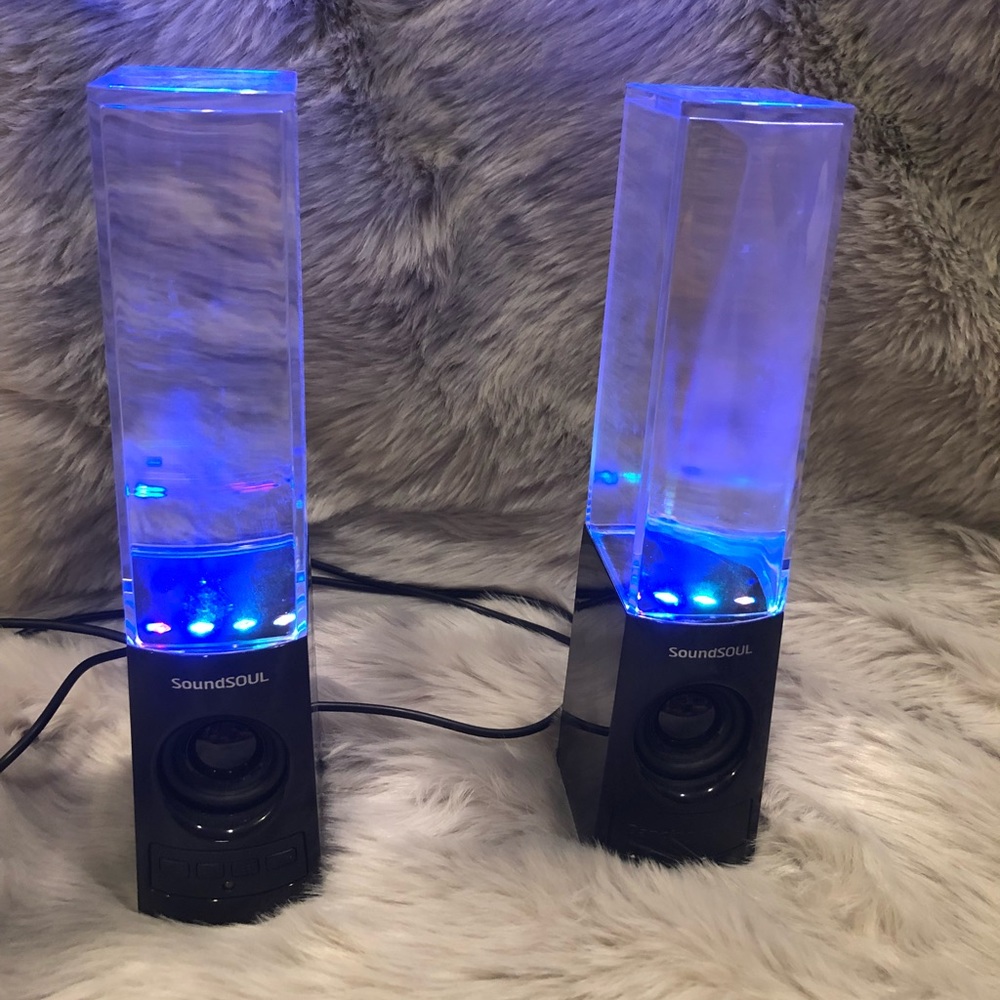 Water speakers